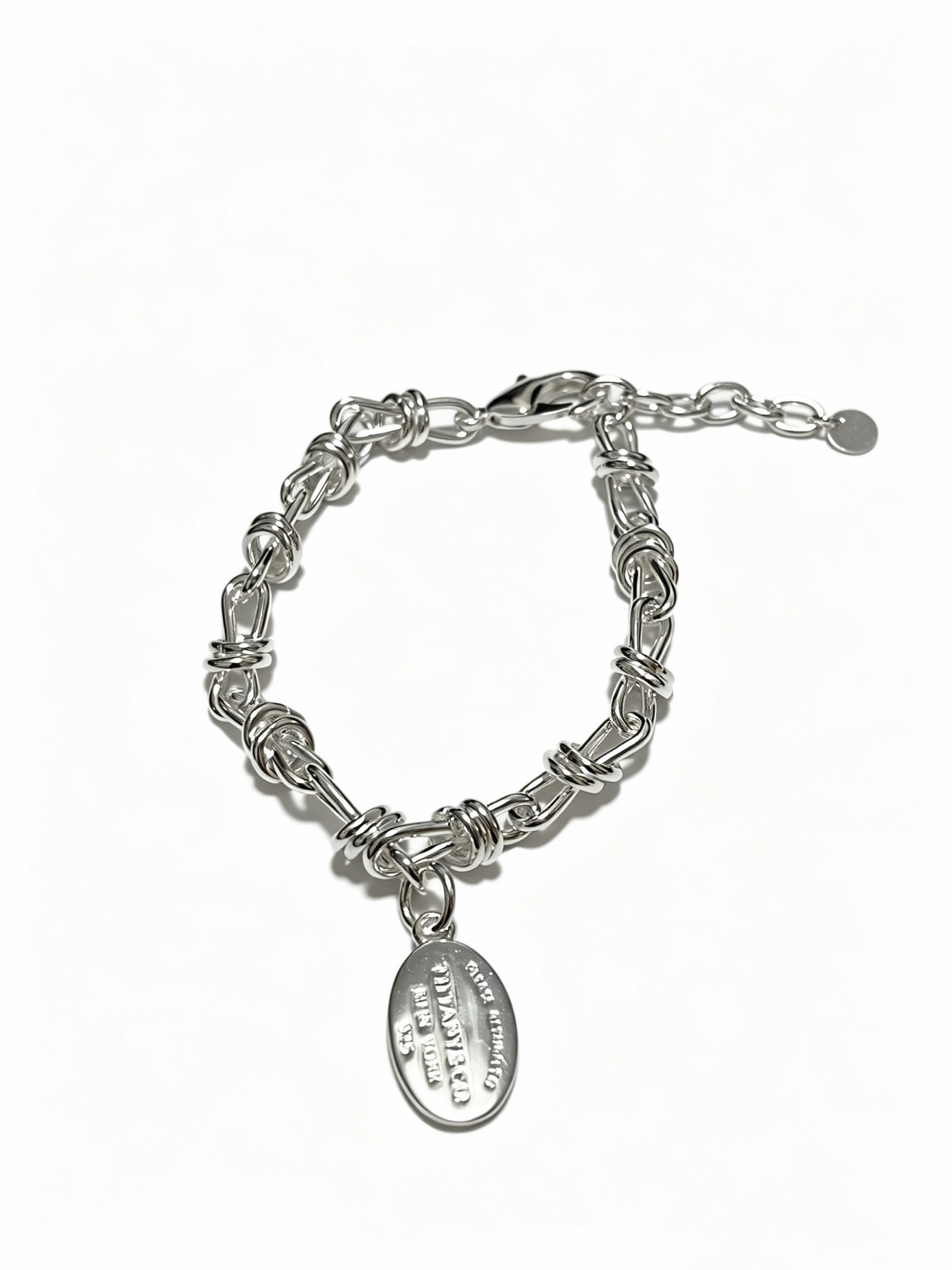 Signature Motif Bracelet in Silver-Tone – Vintage Detail – Design 03 main product view
