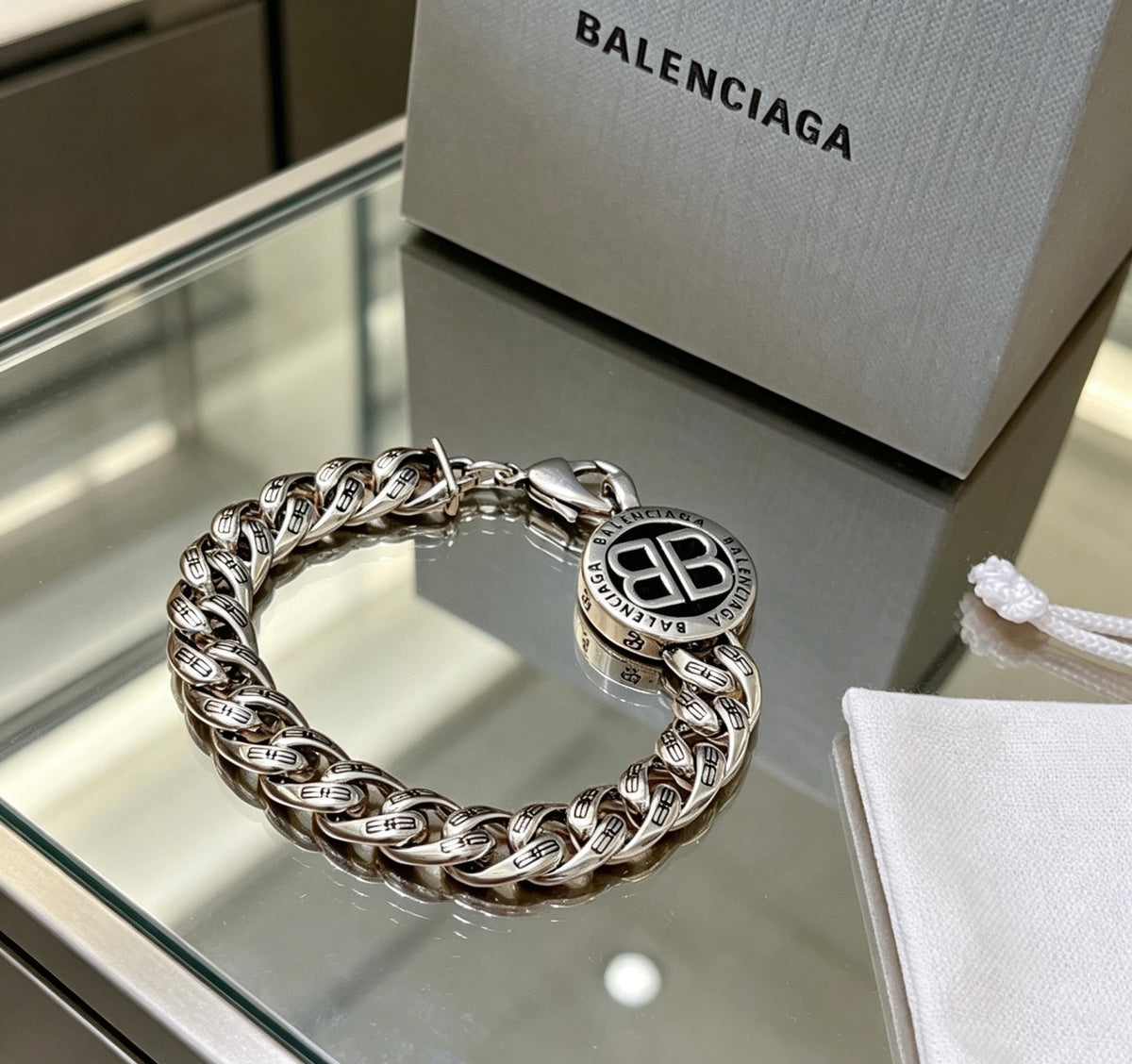 Geometric Emblem Bracelet in Polished Metal-Tone – Design 001 side detail