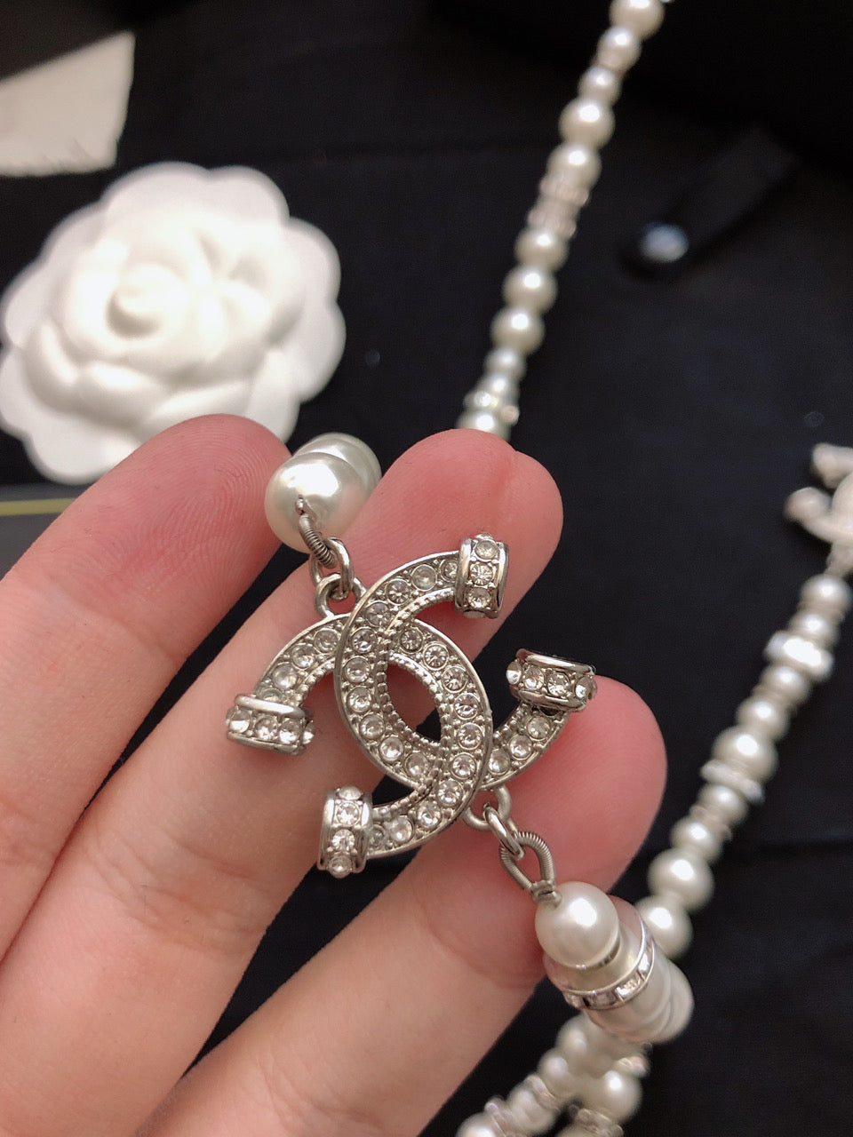Double-C Emblem Pearl-Detail Pendant Necklace – Pearl Detail – Design 090 side detail